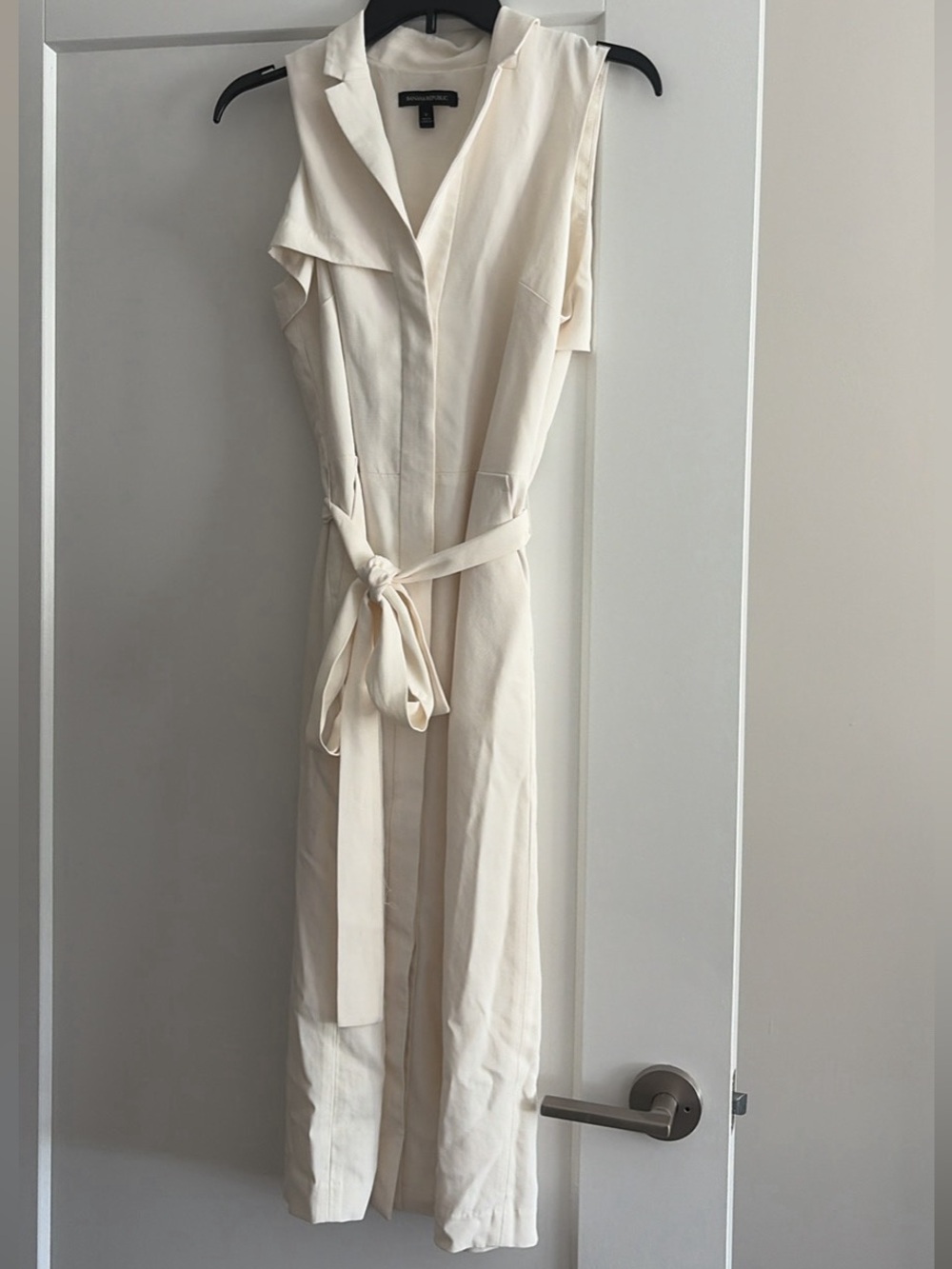 Banana Republic Cream Sleeveless Maxi Shirt Dress with Self Tie
